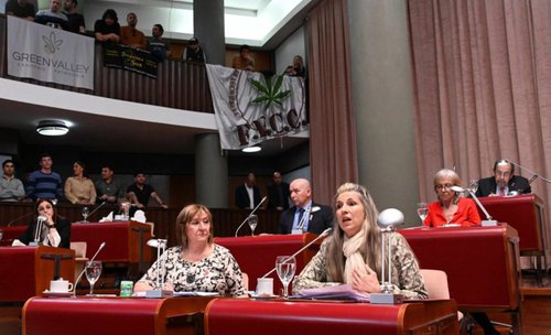 sesion legislatura jueves 26 (1).jpeg